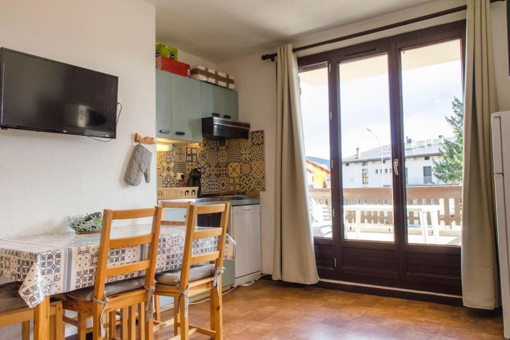 T2 Cabine Avec Terrasse Plein Sud 30M2 Aux Angles Extérieur photo
